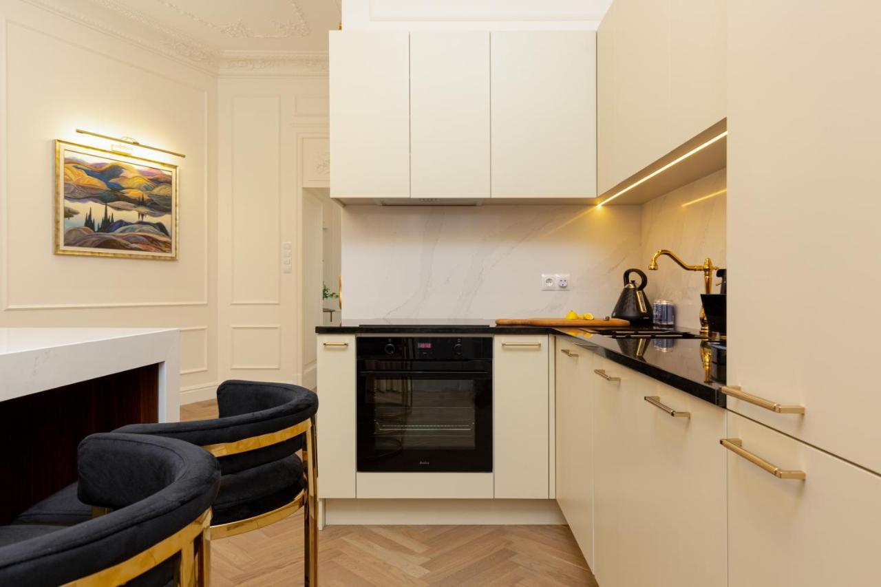 Royal Apartment Kopernika By Renters Prestige Warszawa Zewnętrze zdjęcie